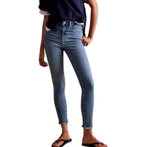 Free People We The Free High Rise Raw Hem Skinny Jegging Jeans Sz 24 NWT Stretch